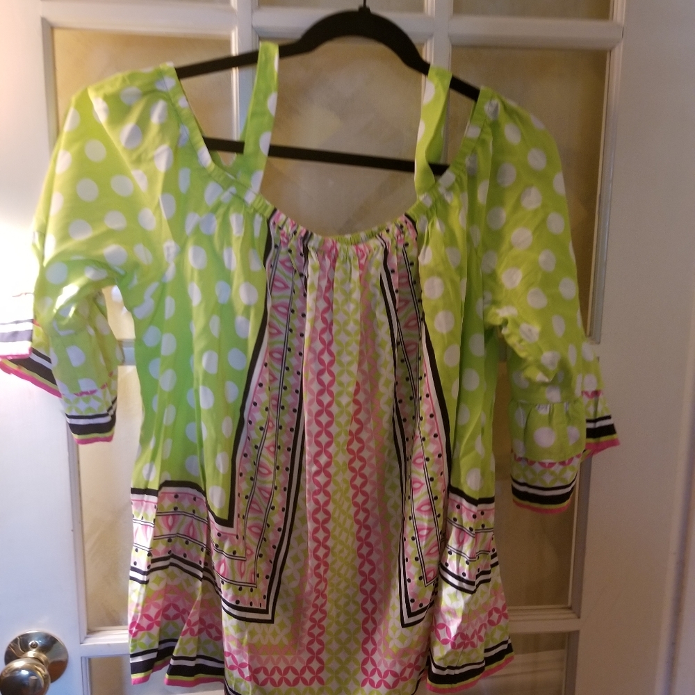 Multi color top